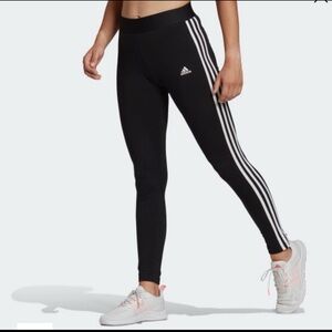 Adidas Black Leggings 🍒